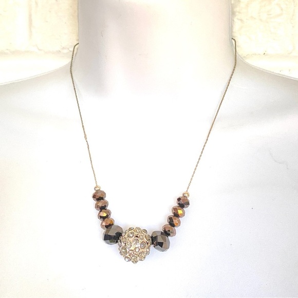 Faceted Glass Beads on Silvertone Chain Necklace - Picture 7 of 8